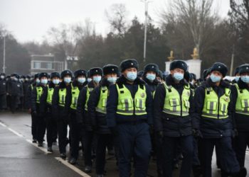 Бир жумада мас абалында унаа башкарган 75 айдоочу кармалды