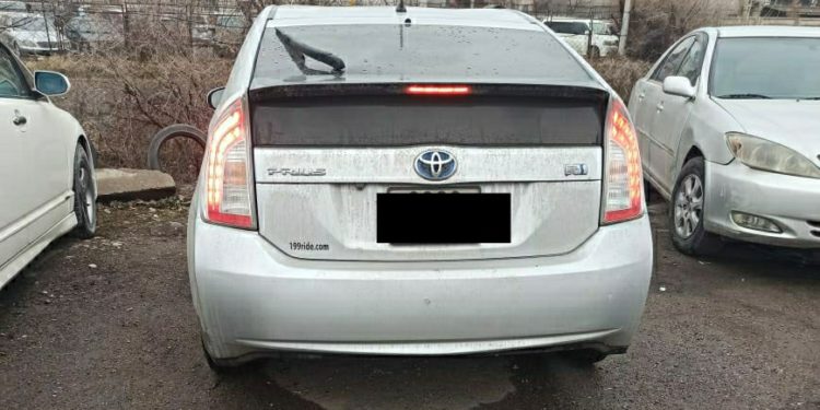 Бишкекте 14 жаштагы өспүрүмдү сүзүп, качып кеткен айдоочу кармалды