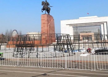 «Ала-Тоо» аянтындагы башкы балатынын чырагы 17-декабрда жандырылат