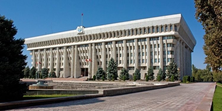 Ушул аптада БШК жаңы парламент депутаттарына мандатын тапшырат