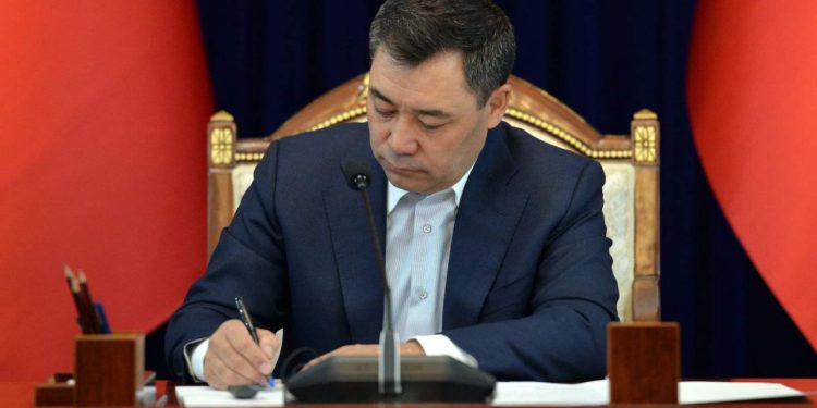 Садыр Жапаров Салык кодексине кол койду. Салык салууда кандай ыкмалар каралган?