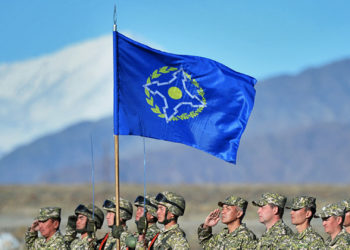 ЖККУнун тынчтык орнотуучулары Казакстанда абал турукташканга дейре жүрө алышат