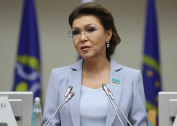 Казакстандагы митингдер. Дарига Назарбаева дагы жыйынга келген жок, анын коронавирус жуктуруп алганы маалымдалды