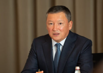 Нурсултан Назарбаевдин үчүнчү күйөө баласы кызматтан кетти