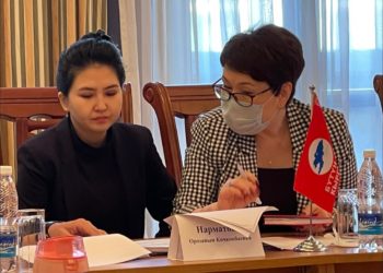 Нарматова: «Жакшы окуп, ата-энемди кубанткан кыздардын биримин»