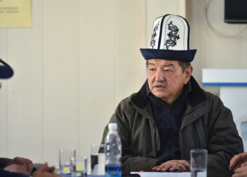 Акылбек Жапаров Таласта жумушчу сапары менен жүрөт