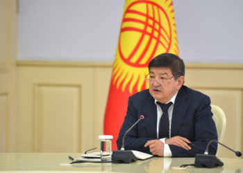 Акылбек Жапаров: «Кыргыз Республикасы Казакстанга колдон келген колдоо көрсөтүүгө даяр»