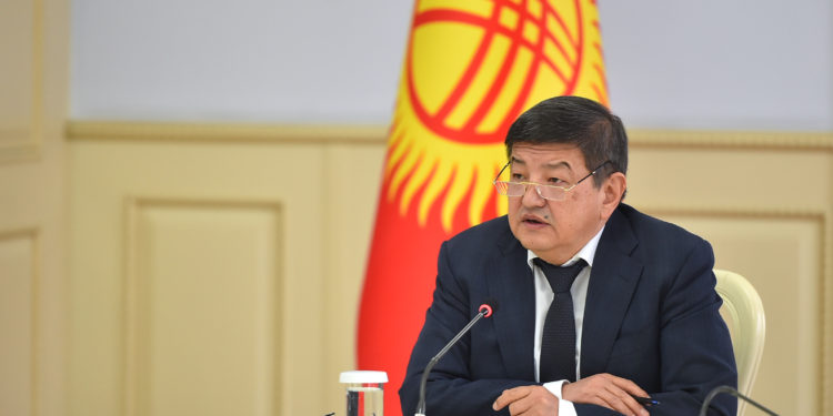 Акылбек Жапаров: «Кыргыз Республикасы Казакстанга колдон келген колдоо көрсөтүүгө даяр»