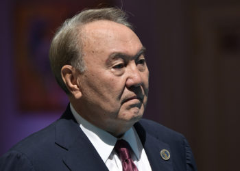 Казакстандагы митингдер. Назарбаевдин маалымат катчысы: «Елбасы Нур-Султанда. Ал баарын Токаевдин айланасына биригүүгө чакырат»