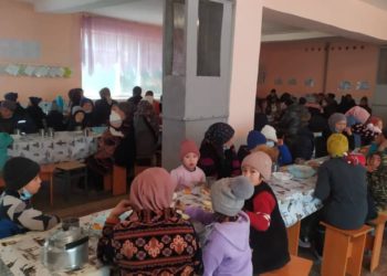 Саат 13:00гө карата Баткенде коомдук кырдаал туруктуу. Көчүрүлгөндөрдүн саны 24 миң кишиден ашты