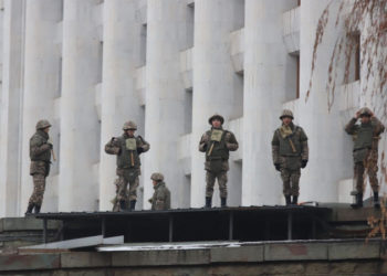 Казакстандагы митингдер. Алматыдагы полиция бөлүмүнө бир түндө 27 жолу чабуул жасалган