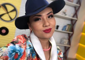 Гүлзат Мамытбек дагы ачкачылык жарыялады. Ага камерада чогуу отургандар да кошулду