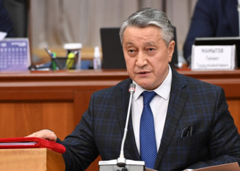 Болотбек Купешов билим берүү жана илим министри кызматынан бошотулду