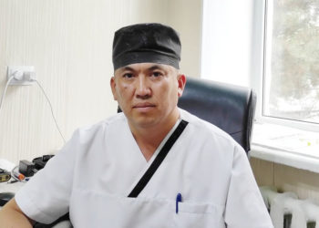 4-оорукананын ак халатчандары жаңы дайындалган жетекчиге каршы экени маалым болду