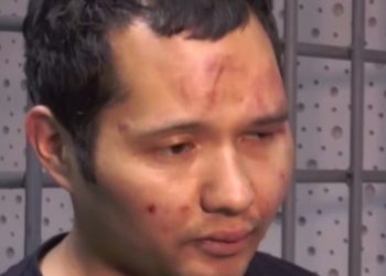 Музыкант Викрам Рузахунов Алматыда кармалып турганда кыйноого кабылганын айтты