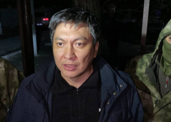 Болот Темиров милиция кызматкерлеринин үстүнөн прокуратурага арыз жазды