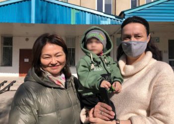 Сокулукта көгала болуп сабалган наристе ооруканадан чыкты