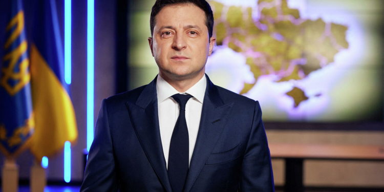 Украинанын президенти украин жана орус элине кайрылуу жолдоду (видео)