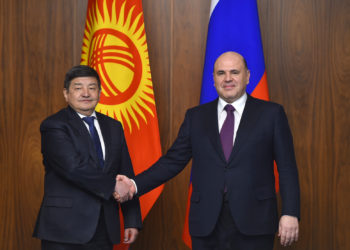 Акылбек Жапаров: «Садыр Жапаров биз Орусия менен 200 жыл чогуу болгонбуз, дагы 300 жыл бирге болууга даярбыз деди»