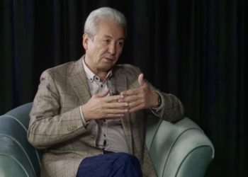 Мадумаровдун кол тийбестигинен ажыратуу боюнча комиссиянын иши убактылуу токтотулду