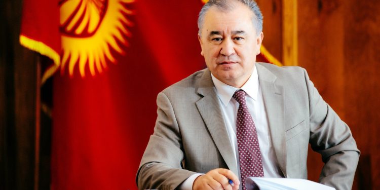 Президент кол койду. Текебаев Кыргызстандын Германиядагы элчиси болуп дайындалды