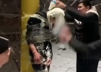 «TikTok үчүн тартылган». Милиция видеодогу жигиттерди таап, ишти сотко өткөрдү