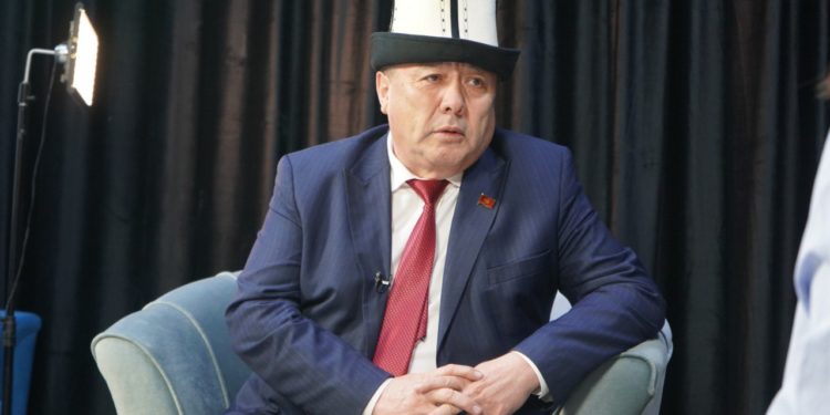 Депутат: «Эгер Украинада жаңжал ырбап кетсе, Кыргызстандын экономикасы оор абалга кептелет»