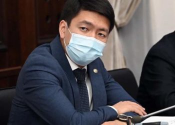 Президенттин маалымат катчысы Министрлер кабинети алмашарын төгүндөдү