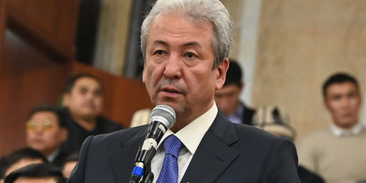 ТҮЗ ЭФИР: Сөз эркиндиги, адам укугу корголуп жатабы? Мадумаров жыйын өткөрүүдө