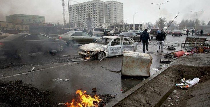 Казакстандагы башаламандык боюнча эки кыргызстандык кармалды