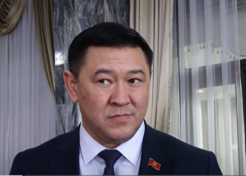 Депутат: «Сабырбек Жумабековдун да, Алымкадыр Бейшеналиевдин да өз чындыгы бар»