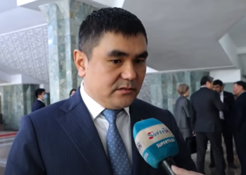 Депутат 4-ооруканадагы чыр боюнча: «Эки кишинин айынан чоң оорукана артка кетпеши керек»