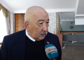 Депутат Масалиев: «Алымкадыр Бейшеналиев кээде артисттей эле жооп берет»