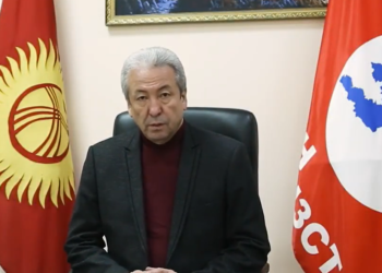 «Эсиңе кел! Абайла!». Адахан Мадумаров кайрылуу жасады (видео)