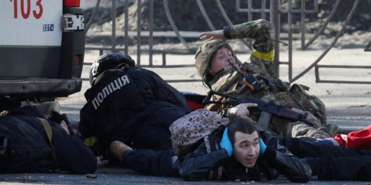 Украина 198 киши каза болгонун, анын ичинен үчөө бала экенин билдиришти