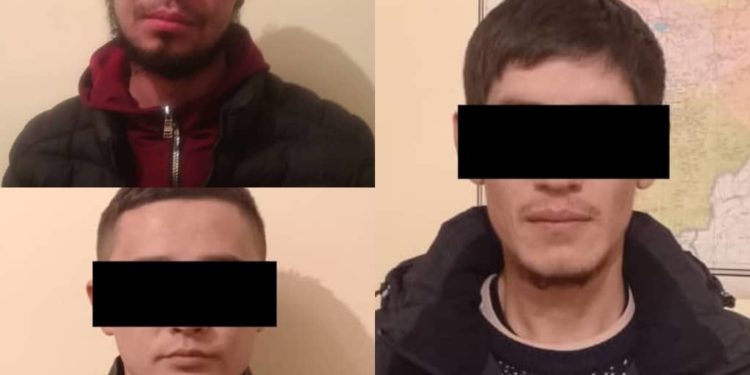 «Мал, зер буюмдар, акча, кийим-кече…» Сузакта уурулукка шектелген жигиттер кармалды