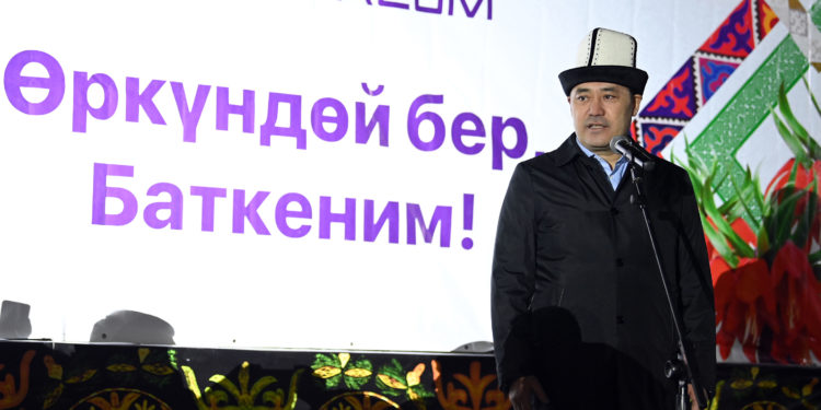 «Кыргызстан Баткенден башталат». Садыр Жапаров бардык аракет Баткенди өнүктүрүүгө багытталганын билдирди