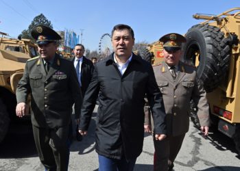 Садыр Жапаров: «Биз эч качан биринчилерден болуп башка бирөөлөргө катылбайбыз»