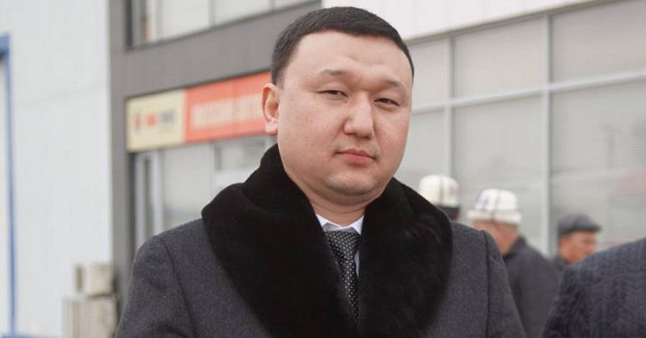 Бажы кызматынын мурдагы башчысы 51 миллион сом зыянды кайтарып, үй камагына чыкты