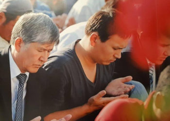 «Бийлик Атамбаев түрмөдөн чыкпайт деп кепилдик берген» дейт Сеидбек Атамбаев. Экс-президентке карата өкүм күчүндө калды