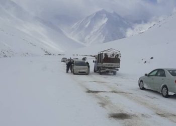 Бишкек-Ош жолунда түшкөн кар көчкү тазаланды