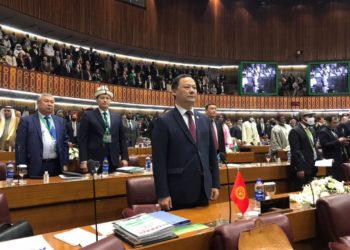 Министр Казакбаев Пакистанда Ислам кызматташтык уюмунун тышкы иштер министрлер кеңешинин сессиясына катышууда