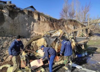 Чүйдө дөңсөөдөн топурак урап, бир жаран каза тапты