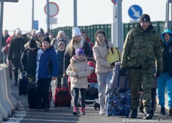 Бир аптада Украинадан Польшага 377 миңден ашуун качкын кирди