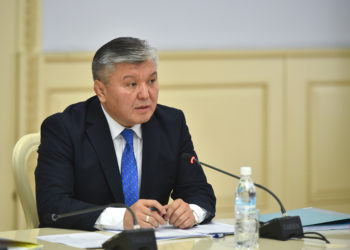 Кожошев Дубайда экономика министри жана Ислам банкы тобунун төрагасы менен жолугушту