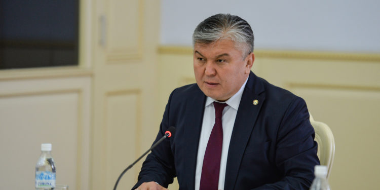 Министрлер кабинети Megacom’ду айрым айылдардагы 4G интернет байланышы үчүн сындады