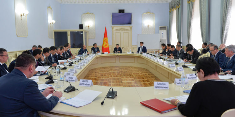 Министрлер кабинетинде Антикризистик комитеттин кеңешмеси өтүп, бир катар чаралар кабыл алынды