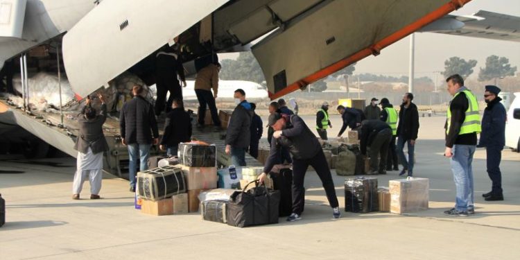 Украинадагы Кыргыз жарандарын Бишкекке учак менен акысыз алып келүү уюштурулду