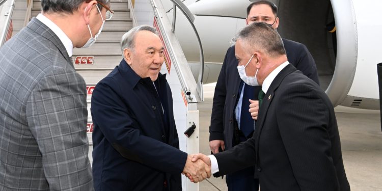 Назарбаев Антальяга барды. Ал дипломатиялык форумга катышат