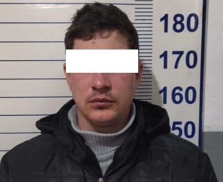 Жайыл районунда 38 жаштагы кишини өлтүрүүгө шектүү кармалды